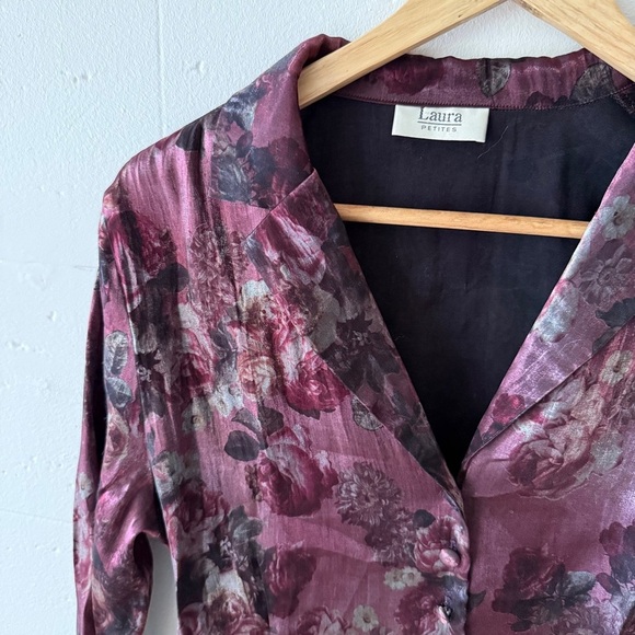 Vintage Floral Satin Blouse with Ruffled Cuffs - Picture 6 of 9